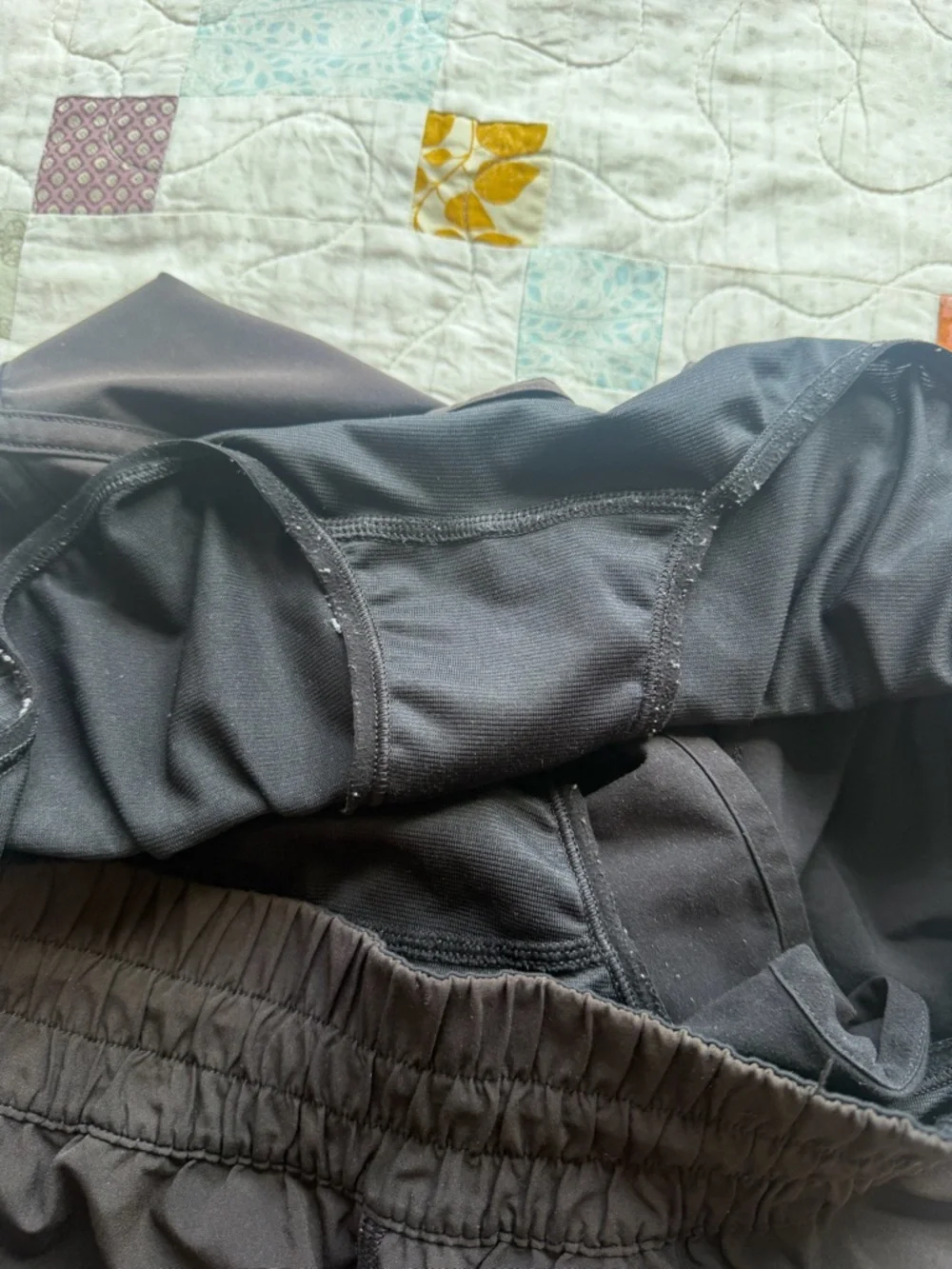 Lululemon Tracker Short V *4" - Picture 7 of 7